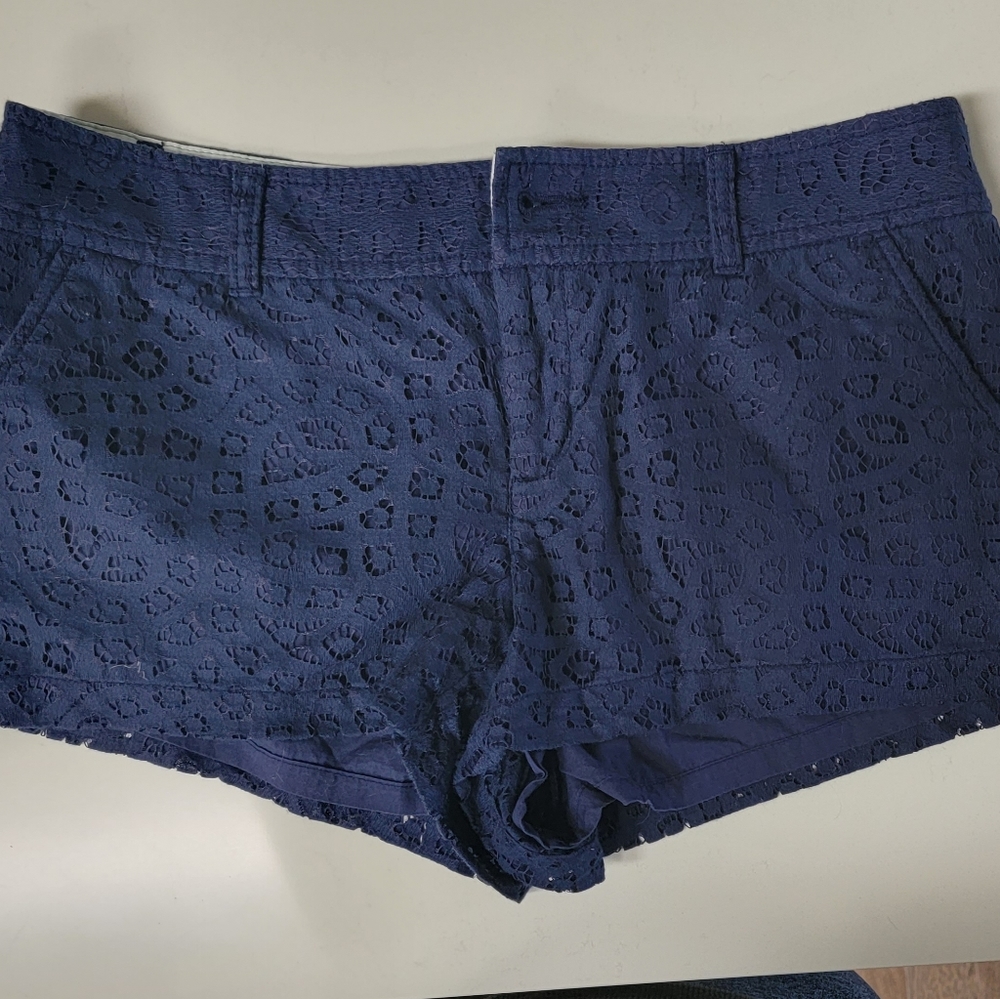 Dark blue lace pattern shorts